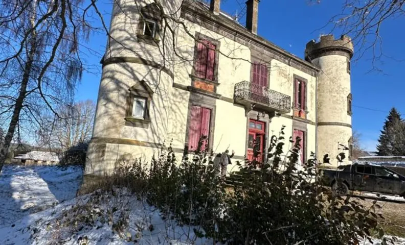 Le Château Giat