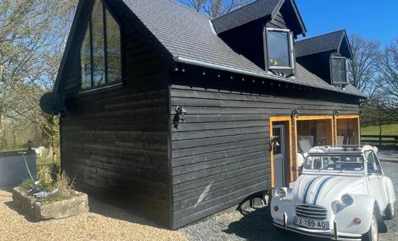 The Sans Souci Estate - The Chalet Studio Apartment, Adults Only