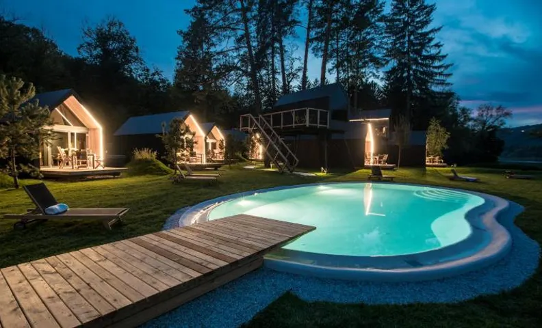 Luxury glamping Chocolate village
