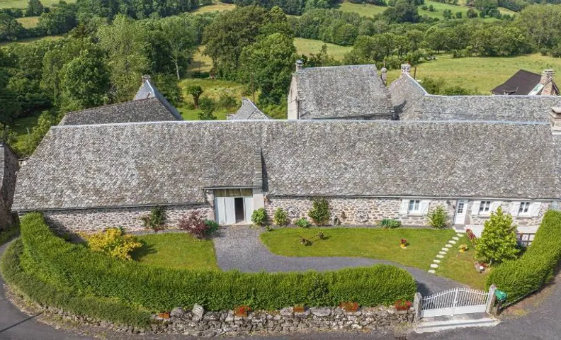 LA LONGÈRE - Chambres et table d'hôtes