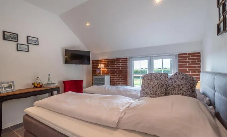 INSEL-LAND-HOTEL MICHAELSEN -Boutique Hotel- im Ostland mit Yoga u Sauna