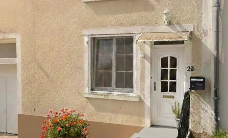 chez Émile côté face maison entière, 3 chambres, 2 salles de bains,jardin et terrasse