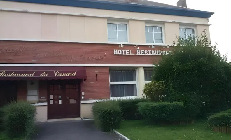 LOGIS - Hotel Restaurant Du Canard