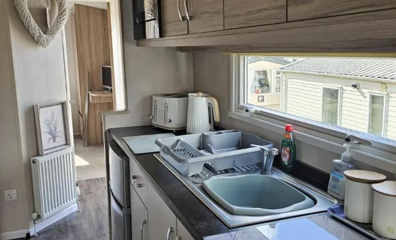 6 Ocean Park private 4 birth bar on site 5 minute walk to beach