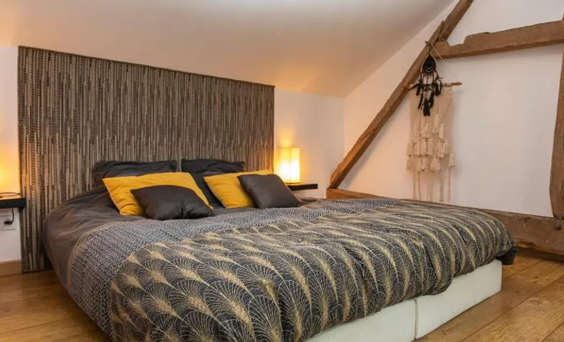 BELLILOIRE, Chambre à la campagne