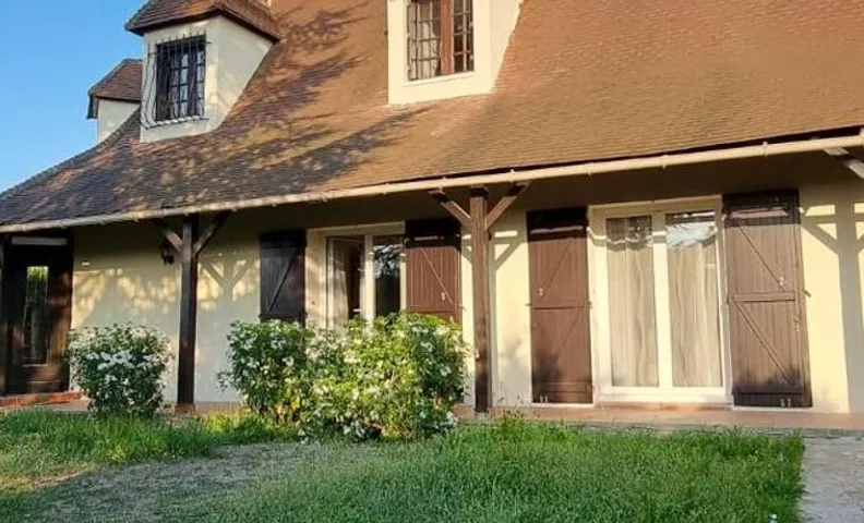 La Villa Jacuzzi et Cinéma "LES 300" à 15 min de Paris JO 2024 et du Stade de France