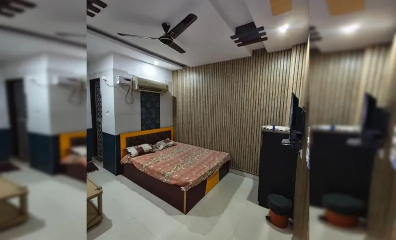 Hotel O New Royal Lodging And Boarding