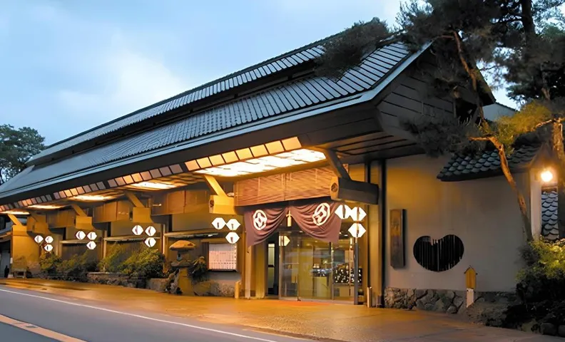 료칸 이즈츠야