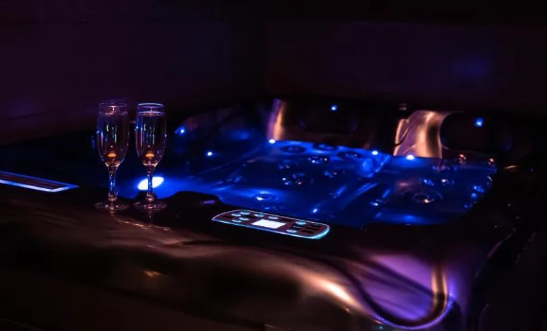 PAUSE NATURE SORBAIS Chambre avec SPA, HAMMAM Shower, SAUNA, STREAMING et arrivée autonome
