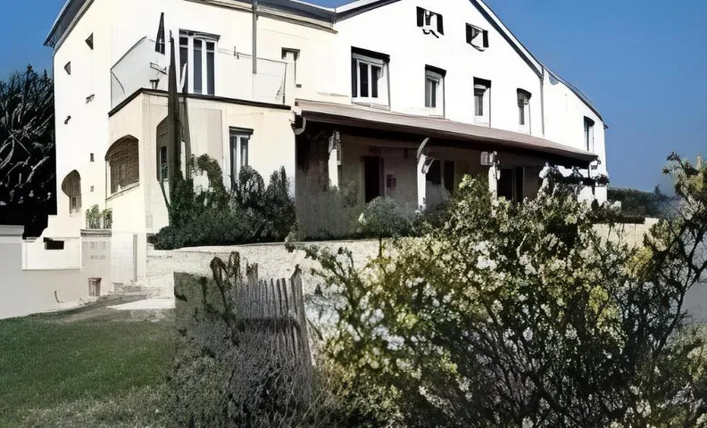 Hotel Le SAINT-GENIES