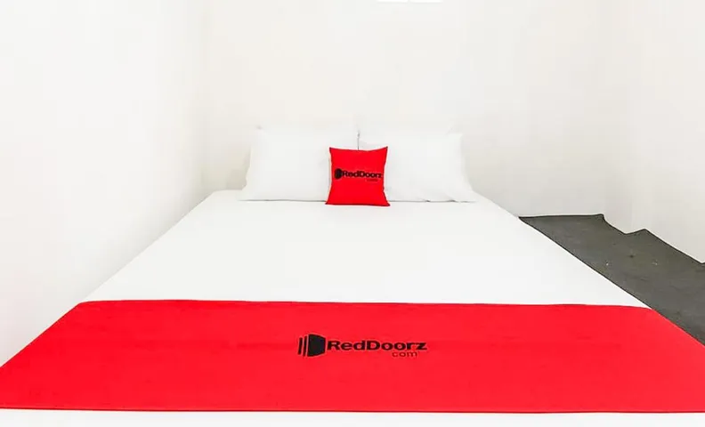 RedDoorz Syariah @ Hotel Yasmine Pandaan