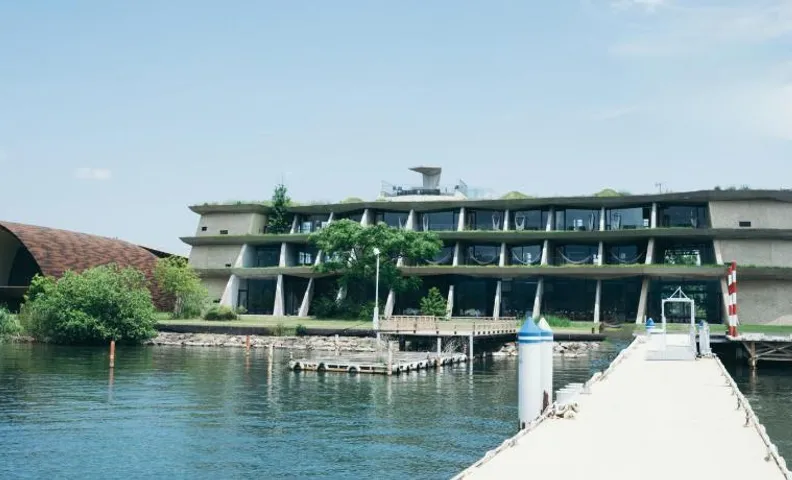 Setre Marina Biwako
