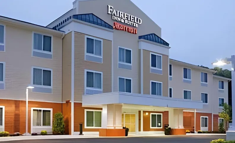 Fairfield by Marriott Inn & Suites Hooksett