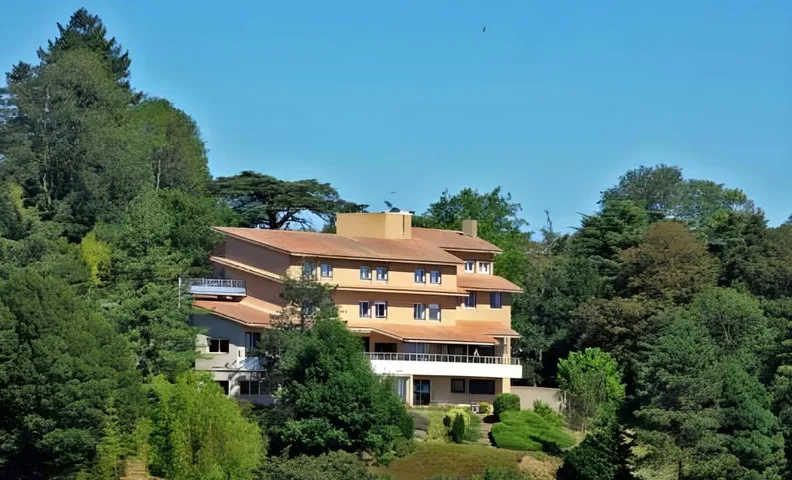 Logis Hotel de la Bruyere