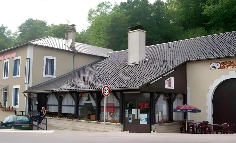 La Table Des Bons Peres