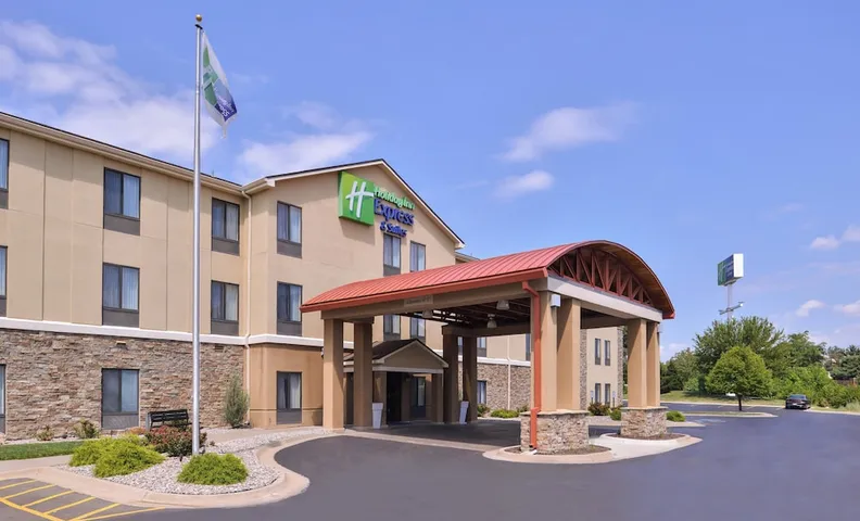 홀리데이 인 익스프레스 앤드 스위트 토피카 웨스트 I-70 와나메이커, IHG 제공