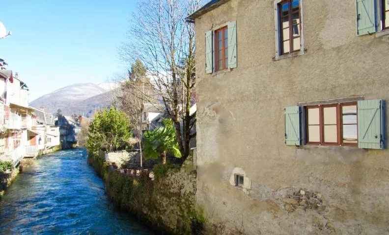 Les Deux Rives
