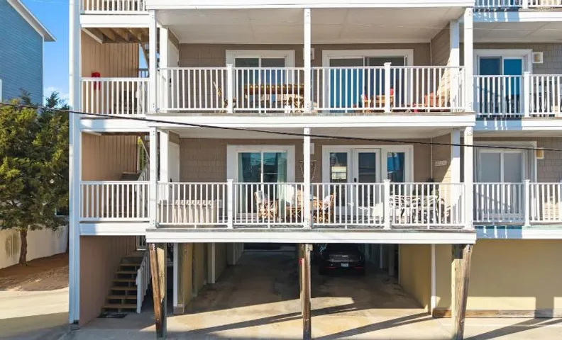 Oceanview Condo Pool Walk to CB Pier Villa
