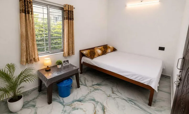SPOT ON Tikra Biswan Sitapur