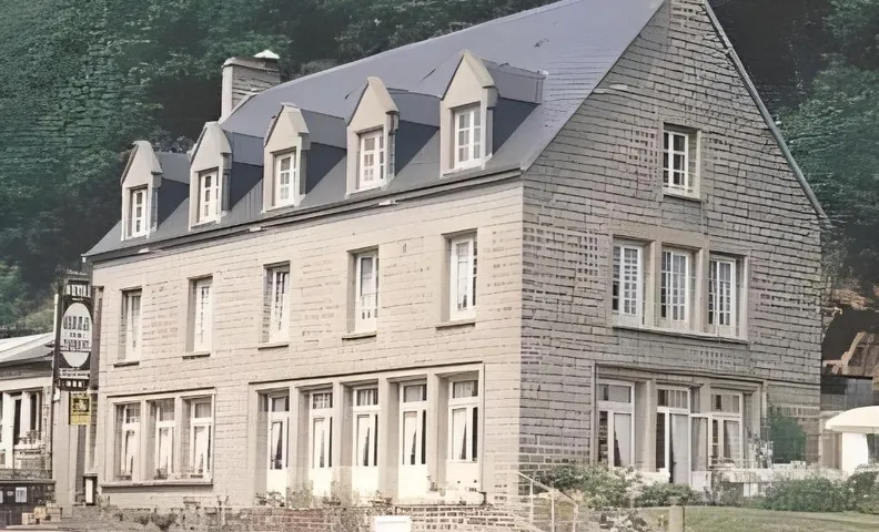 Auberge De L'Abbaye-Logis Hotel Restaurant