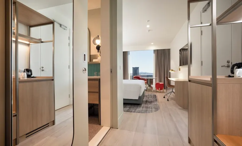 홀리데이 인 & 스위트 질롱 바이 IHG