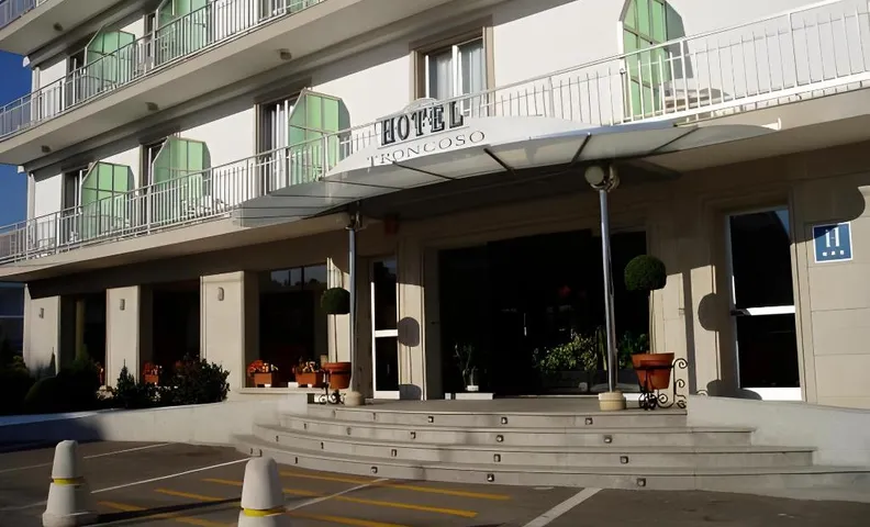 Hotel Troncoso