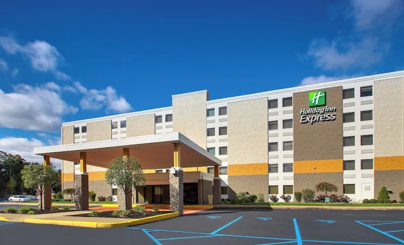 홀리데이 인 익스프레스 피츠턴 - 스크랜턴 공항 바이 IHG