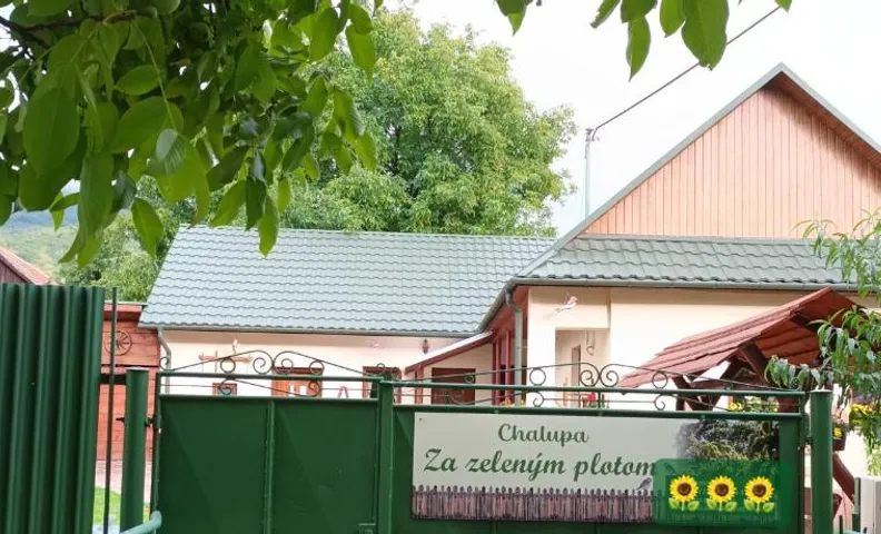 Chalupa Za zeleným plotom