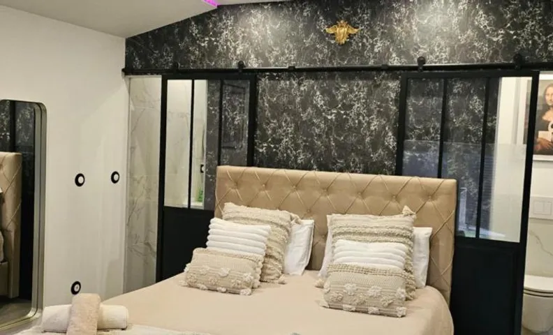 hébergement privée Jaccuzzi en supplément