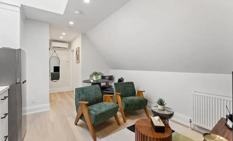 Luxury Suite 1 BR - 1 Bed - Stylish - New Build - Downtown
