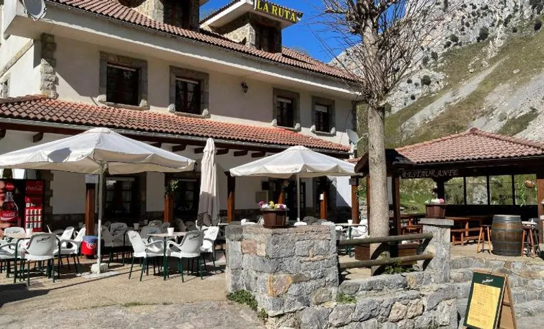 Hostal La Ruta