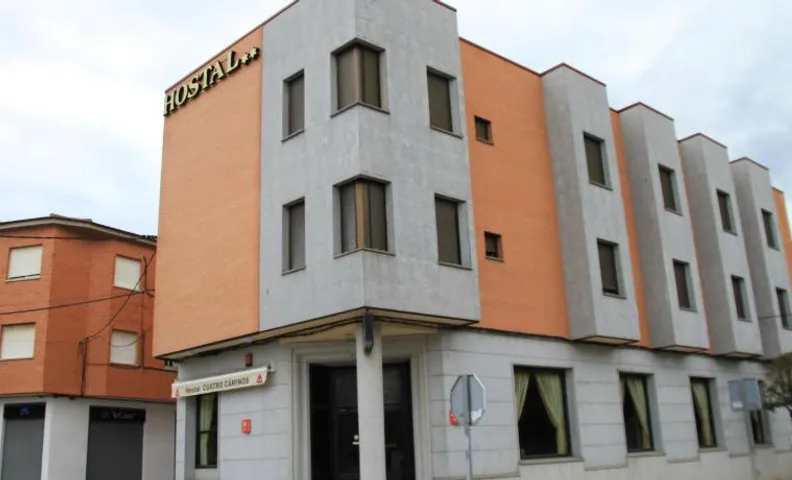 Hostal Restaurante Cuatro Caminos