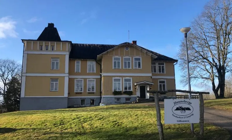 Hunnebergs Gård Hostel & Camping