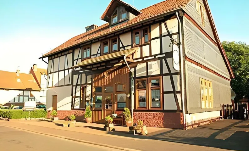 Blutenhotel Village