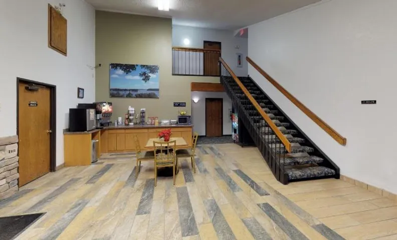 Waconia Inn and Suites