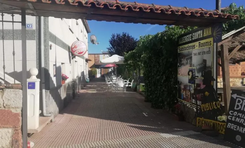 Albergue Santa Ana