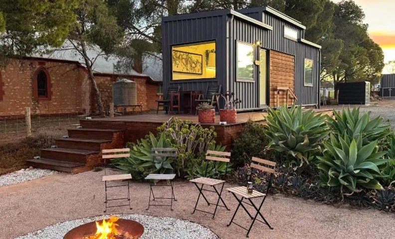 Pink Lake Tiny House - 'Peony'