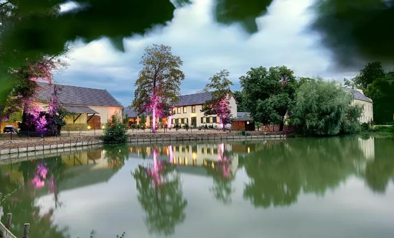 Nachtquartier Burg Flamersheim