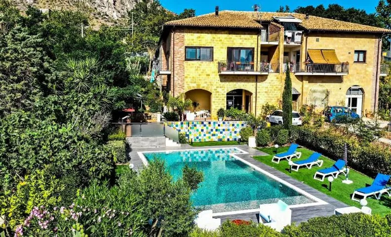 b&b Pirriera