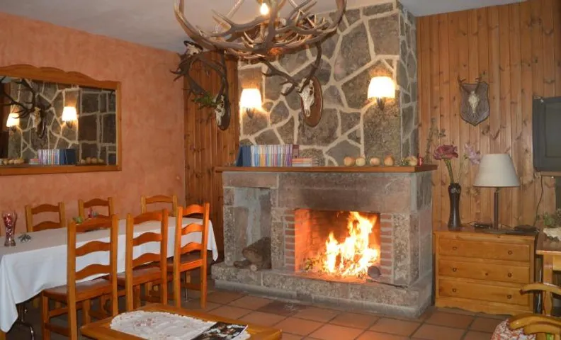 Hostal Revinuesa