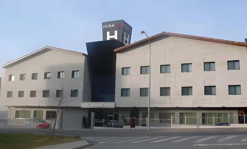 호텔 플라자올라