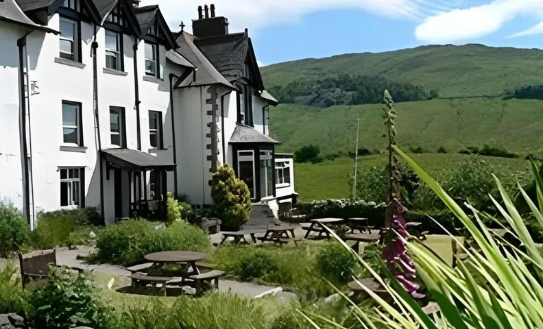 The Mortal Man Inn