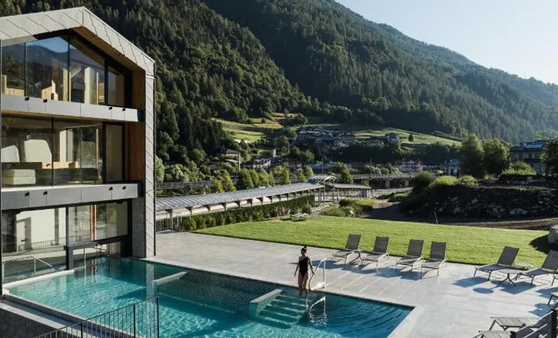 Monroc Hotel