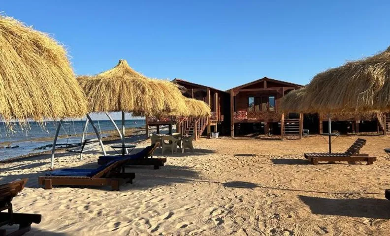 Free Beach Camp