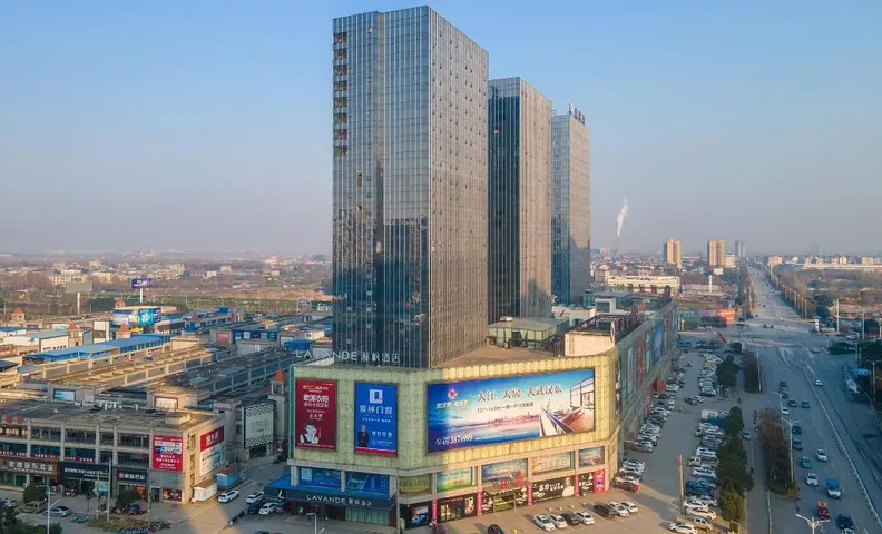 Lavande Hotel Ezhou Evergrande Capital Wuyue Plaza