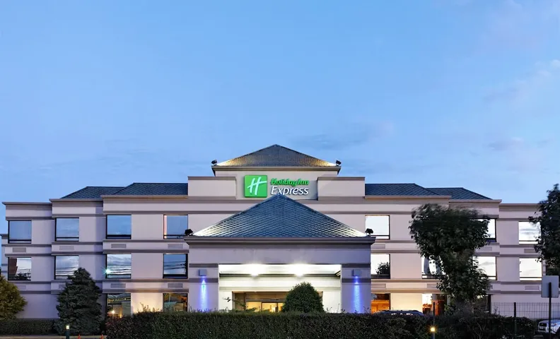 홀리데이 인 익스프레스 콘셉시온 바이 IHG