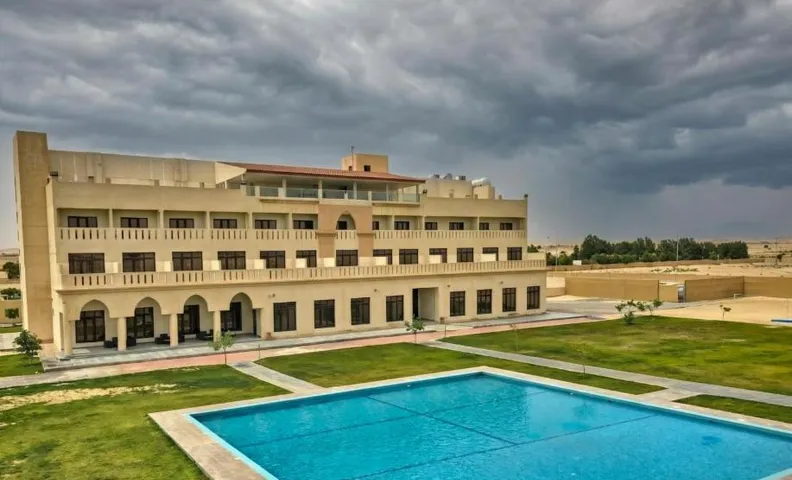 Continent Hotel Al Uqayr