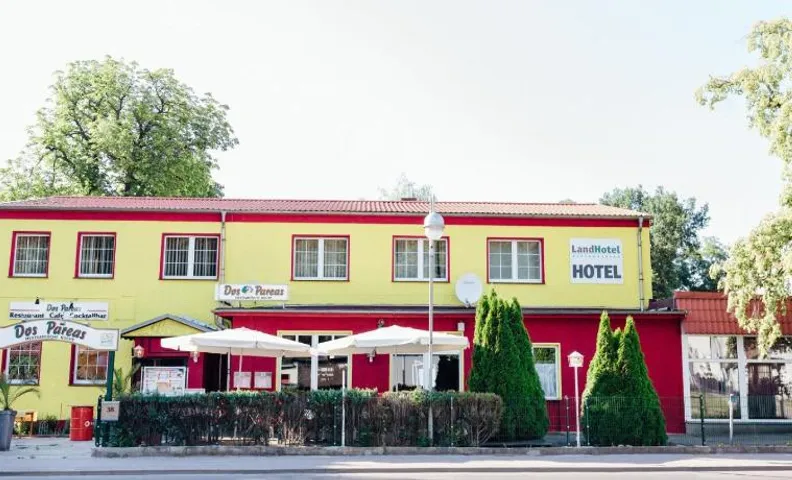 LandHotel