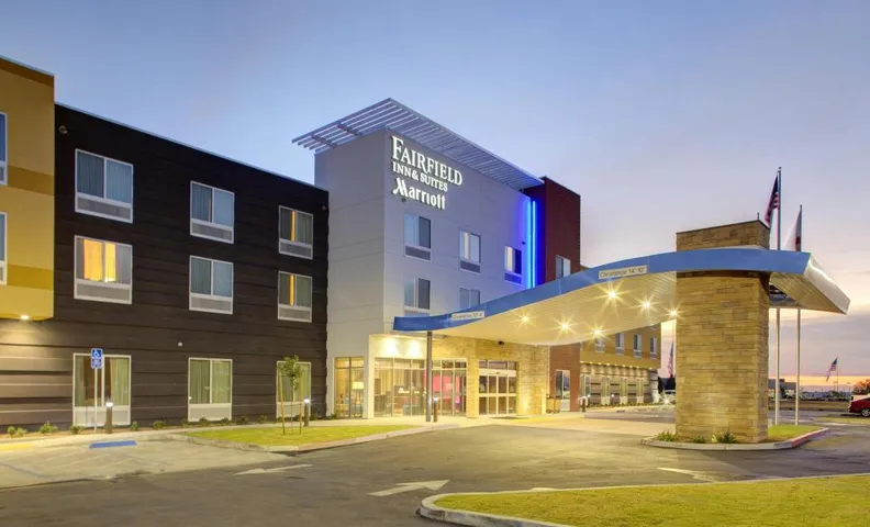 Fairfield by Marriott Inn & Suites Bakersfield North/Airport