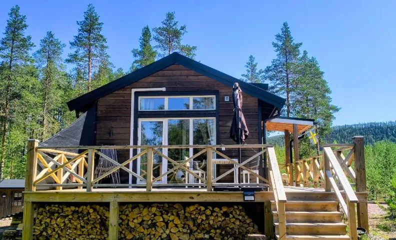 Magisch berghuisje met uitzicht op Nationaal Park Fulufjället